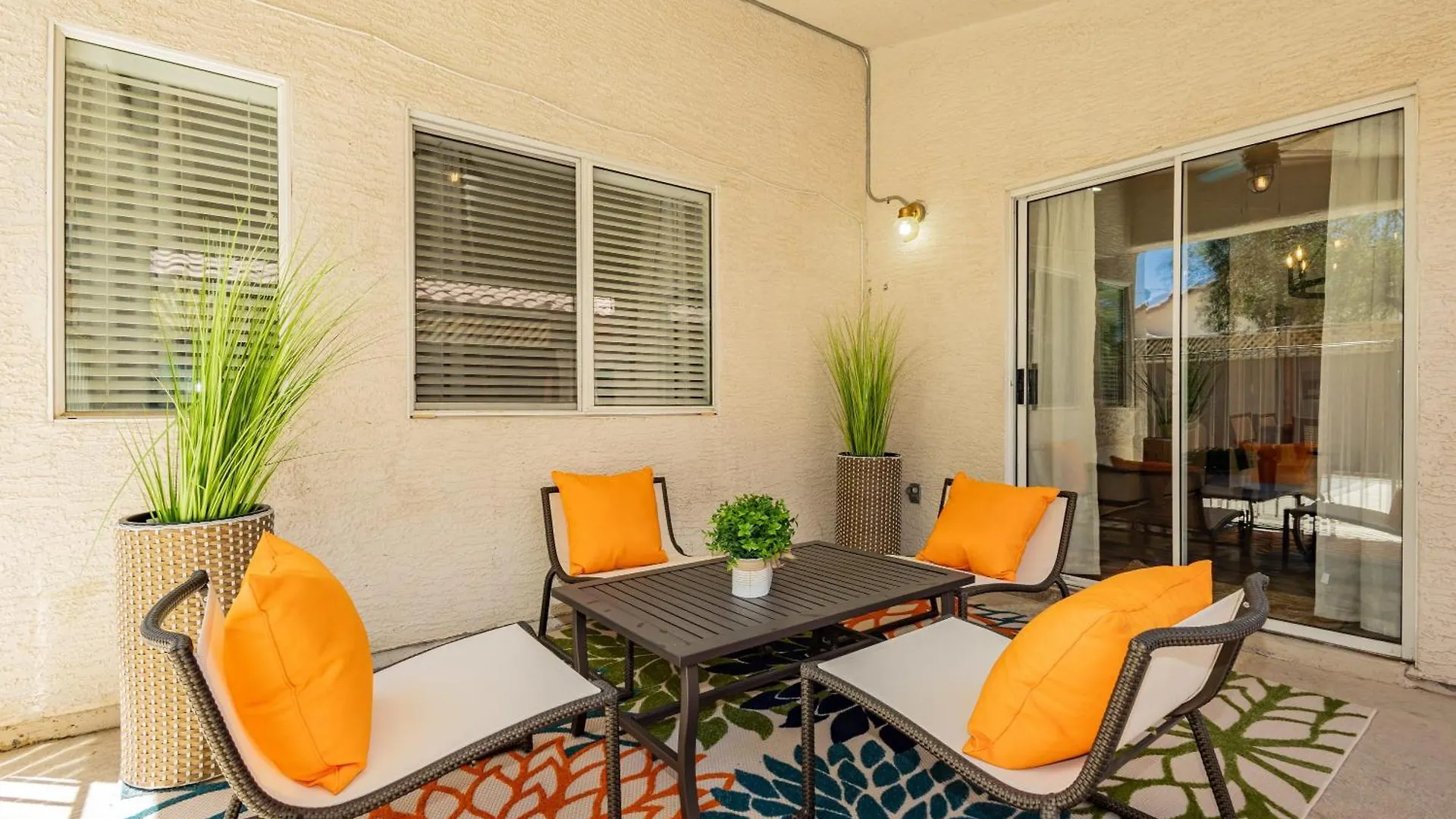 Modern 3Br Home W Pool, Hot Tub, Sleeps 6 Las Vegas Holiday home